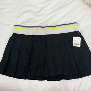 FP Movement Skirt - Black Pleated